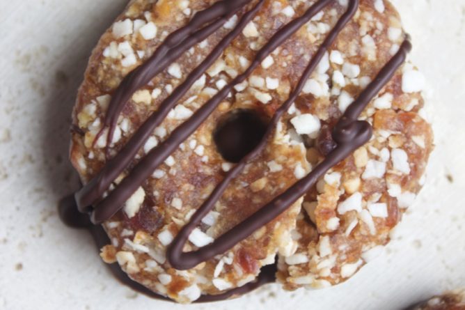 4-Ingredient Samoas (recipe by Eating Bird Food) Homemade Samoas Cookies Recipes