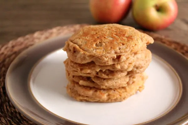 Apple Cinnamon Pancakes for One