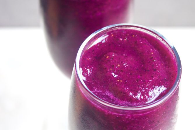Blueberry Dragon Fruit Frosé (frozen wine slushie)