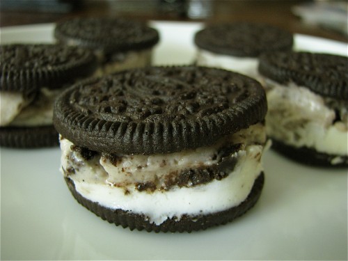 Cookies & Cream Ice Cream Sandwiches Cookies & Cream Ice Cream Sandwiches