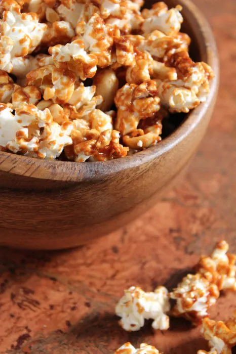 Salted Peanut Butter Caramel Corn