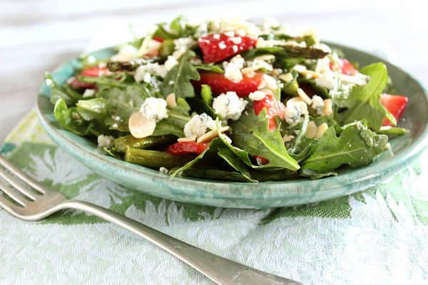 Springtime Asparagus, Strawberry, & Arugula Salad