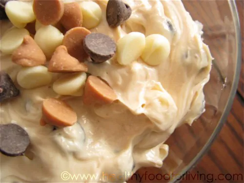 Peanut Butter & Chocolate Chip Cheesecake Dip