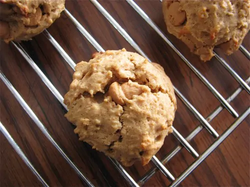 Whole Wheat Oatmeal Peanut Butter Cookies