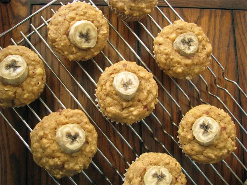 Jam-Filled Peanut Butter & Banana Muffins Jam-Filled Peanut Butter & Banana Muffins