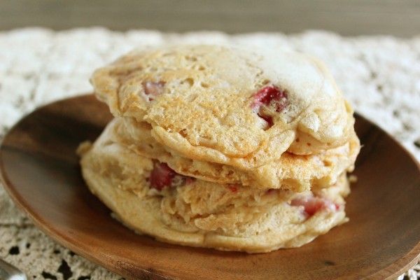 Strawberry Almond Pancakes for One