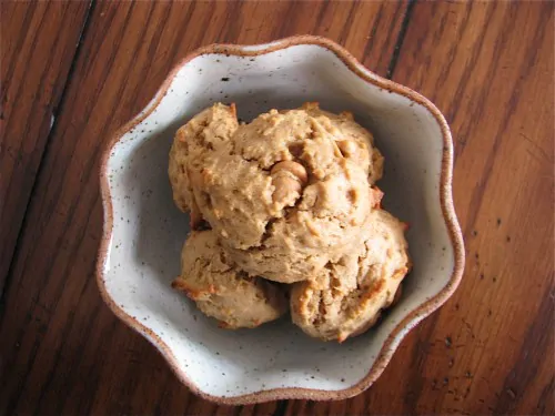 Whole Wheat Oatmeal Peanut Butter Cookies