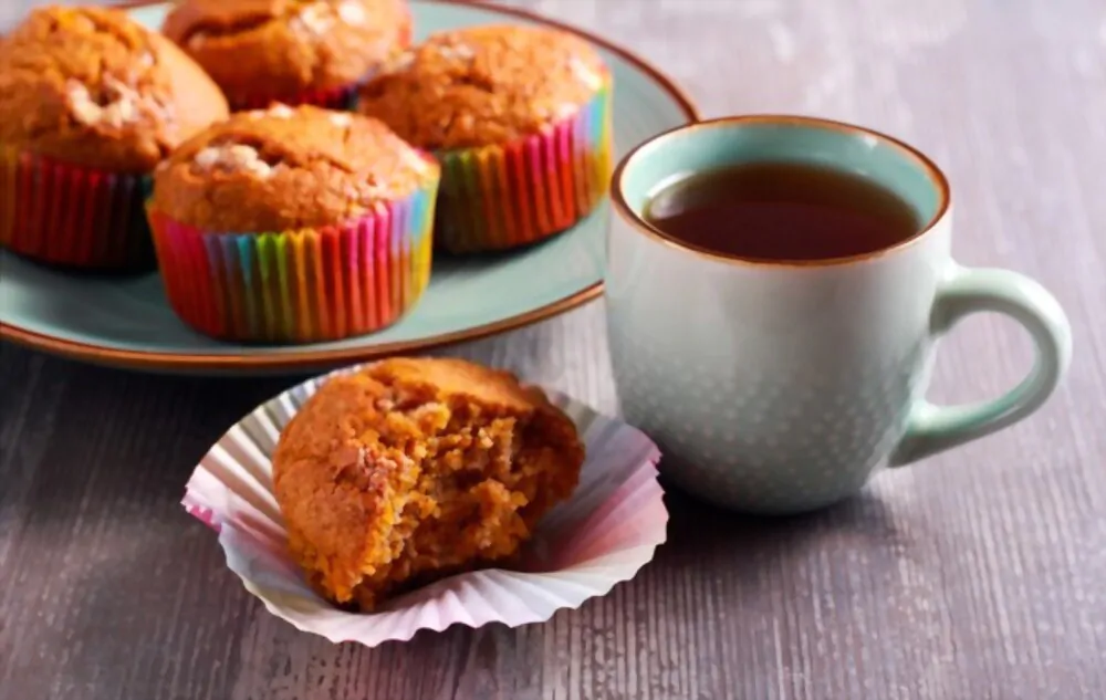 Mini Pumpkin Applesauce Muffins