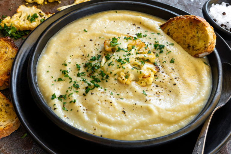 Roasted Cauliflower Soup{Two Ways} Roasted Cauliflower Soup{Two Ways}