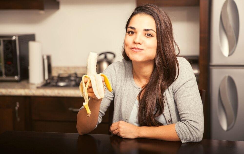 how many bananas a day is too much