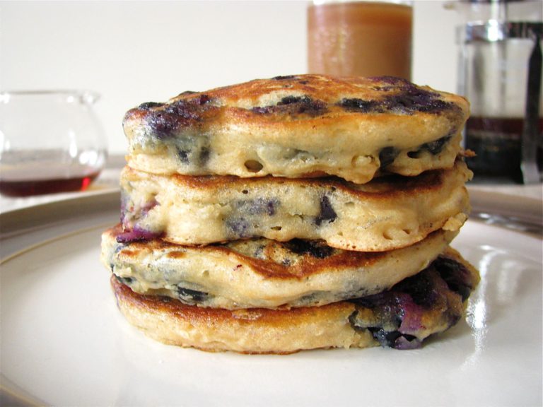 Blueberry Buttermilk Pancakes for One