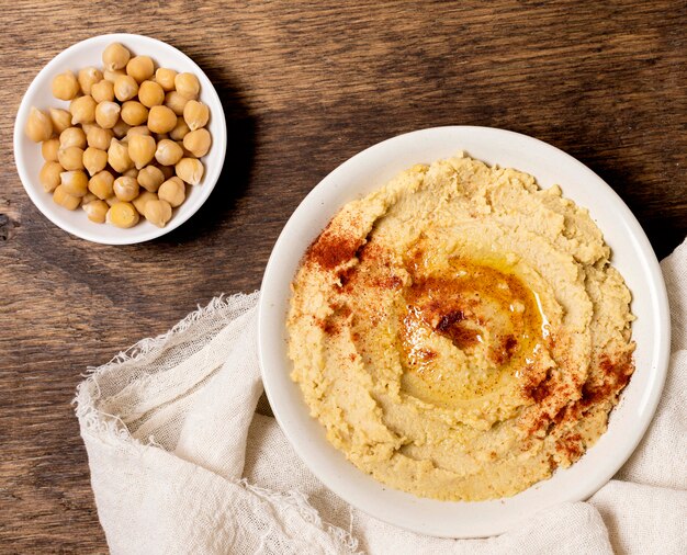 hummus bowl and chickpeas for increased protein intake.