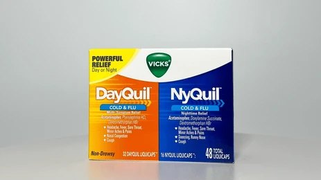 Does DayQuil Have Acetaminophen? A Comprehensive Guide Does DayQuil Have Acetaminophen? A Comprehensive Guide