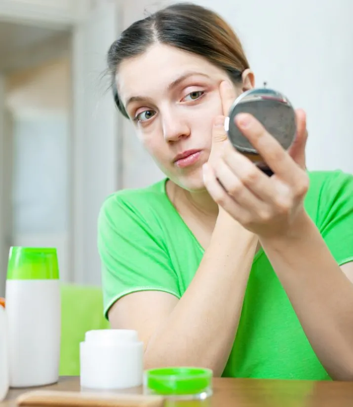 How Does Salicylic Acid Work for Dry Skin