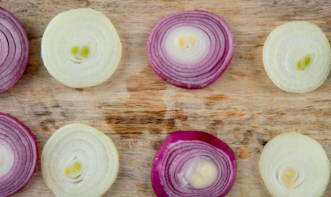 Is Onion Healthy? Benefits, Nutrition & the Best Ways to Eat It Is Onion Healthy? Benefits, Nutrition & the Best Ways to Eat It