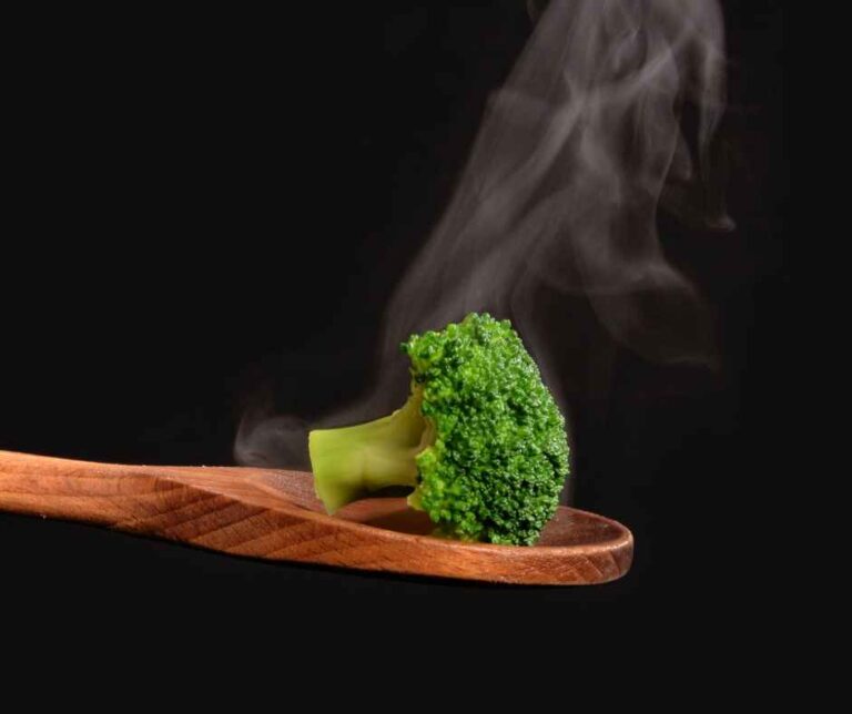 How to Cook Broccoli: 15 Easy Methods (Steaming, Boiling, Roasting & More)