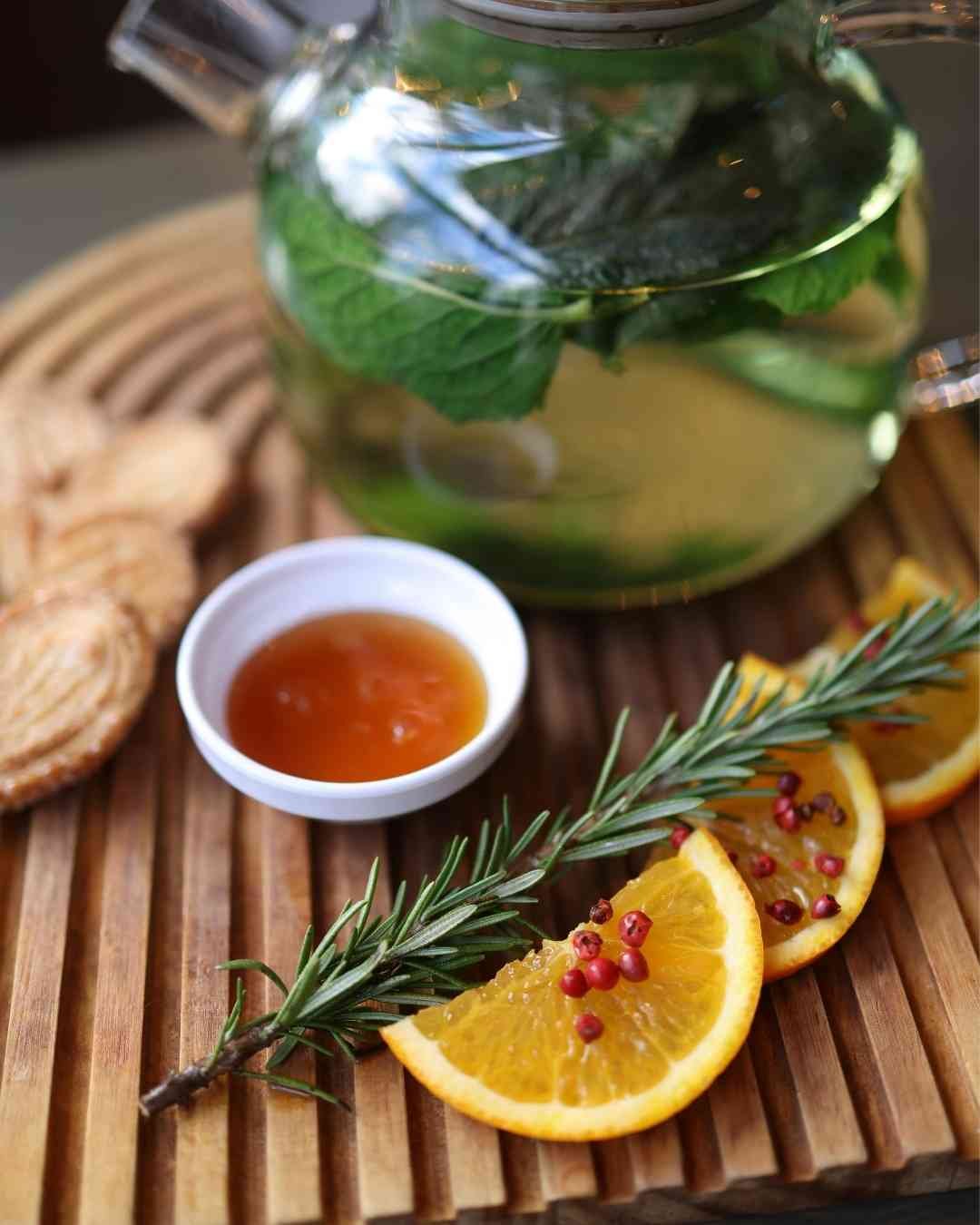 Pepermingt Tea Benefits of Peppermint Tea: Guide to Health Effects, & Uses