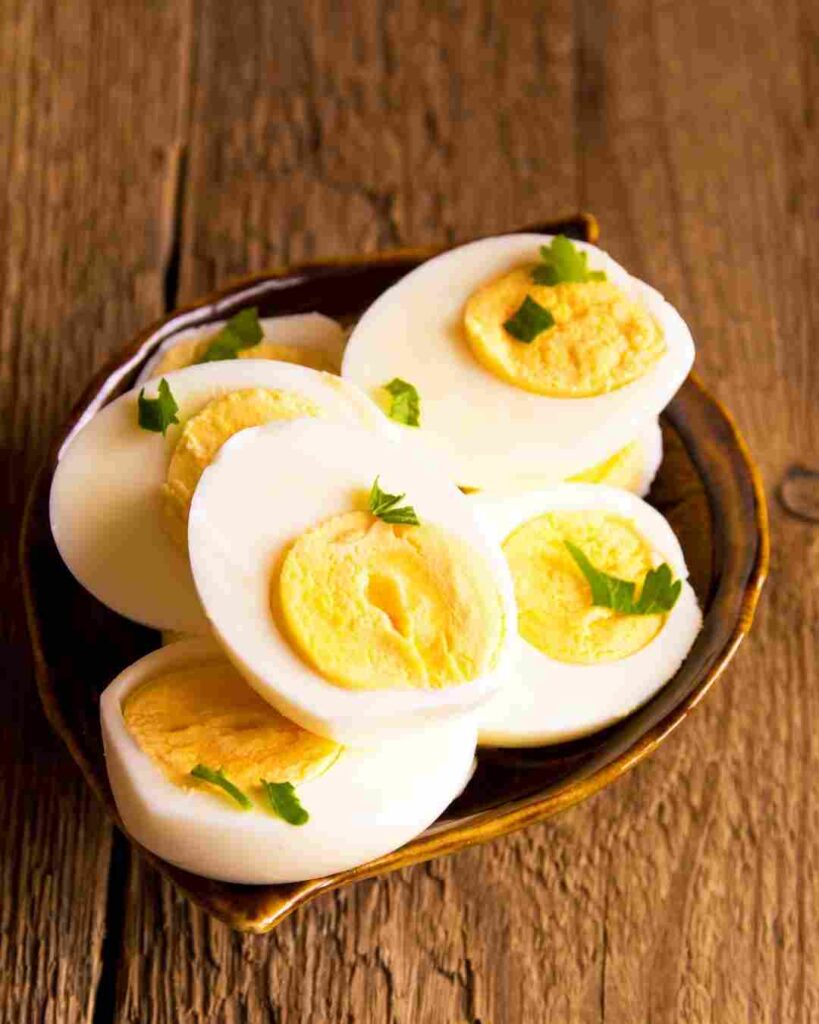 Which is healthier duck eggs or chicken eggs?